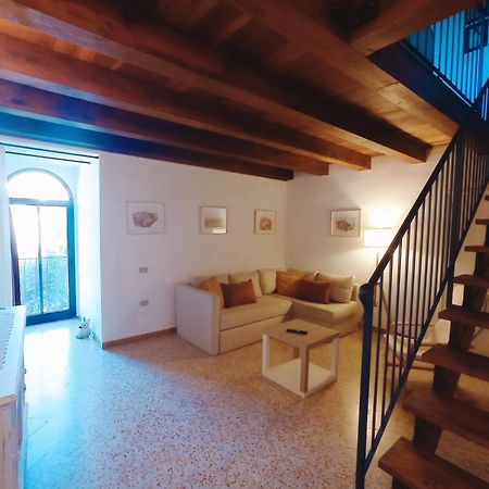 La Casa Dei Ricordi Apartment San Gimignano Exterior photo