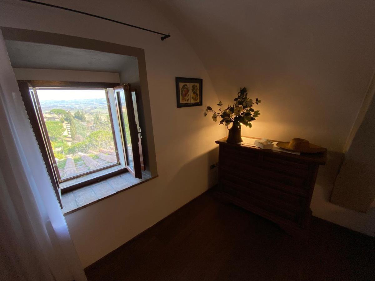 La Casa Dei Ricordi Apartment San Gimignano Exterior photo