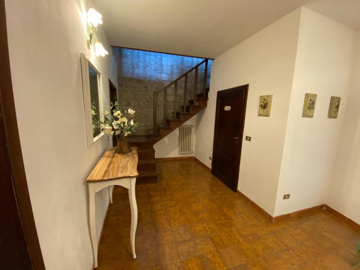 La Casa Dei Ricordi Apartment San Gimignano Exterior photo