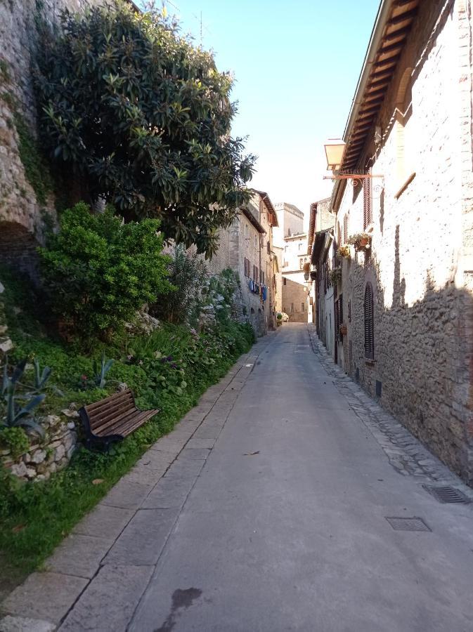 La Casa Dei Ricordi Apartment San Gimignano Exterior photo